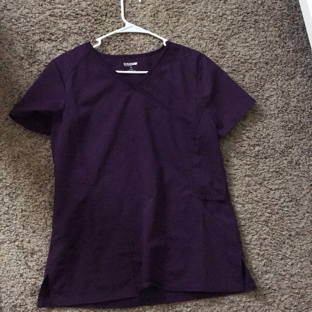 Scrub Top